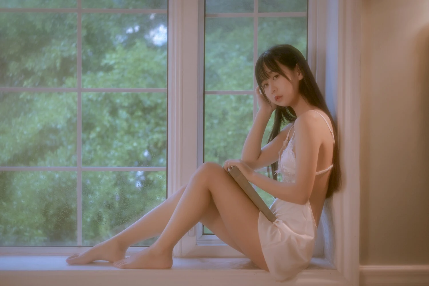 萌芽儿写真图片 性感美少女网红模特