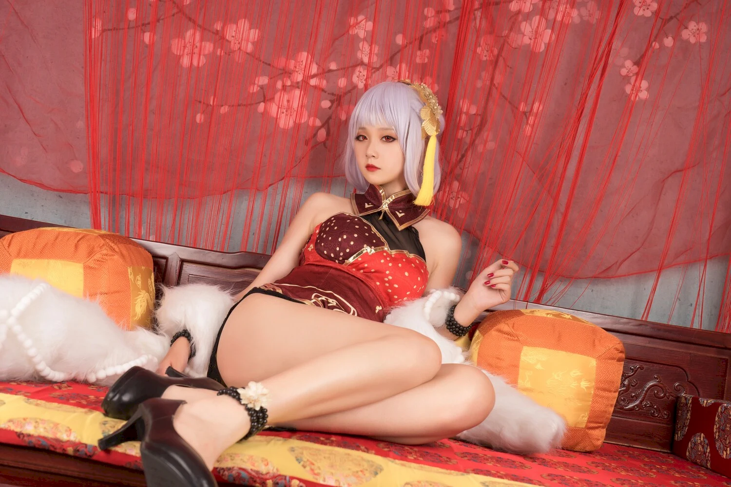 秋楚楚写真图片 性感美少女网红模特
