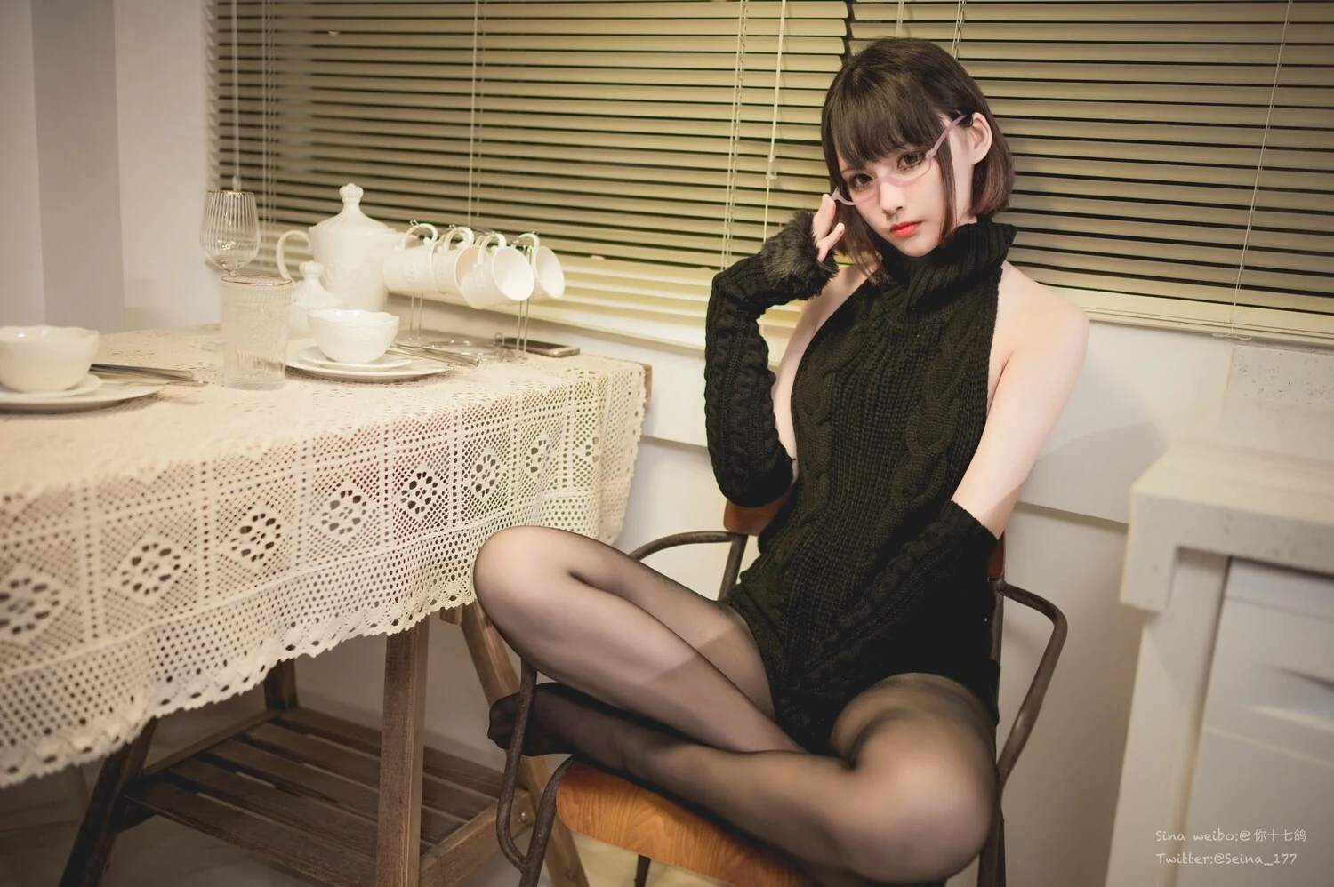你十七鸽写真图片 性感美少女网红模特