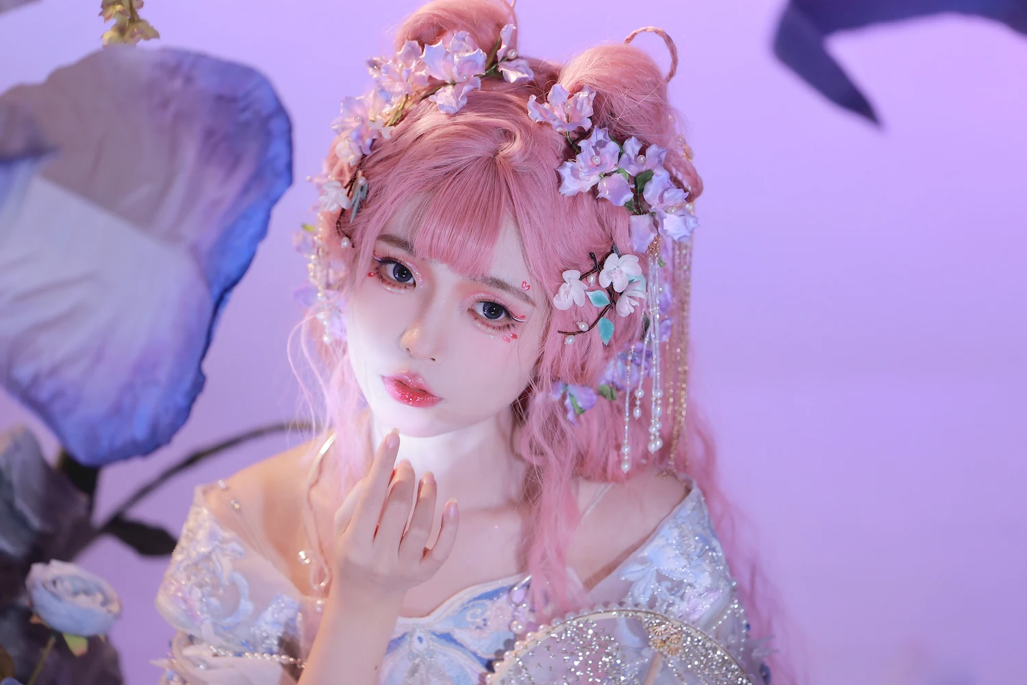 怀里猫ovo写真图片 性感美少女网红模特